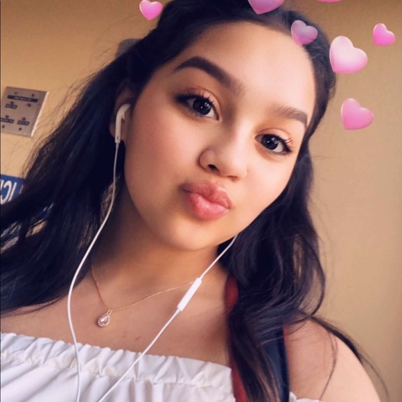 Meet your Posher, Marlene - Picture 1 of 6